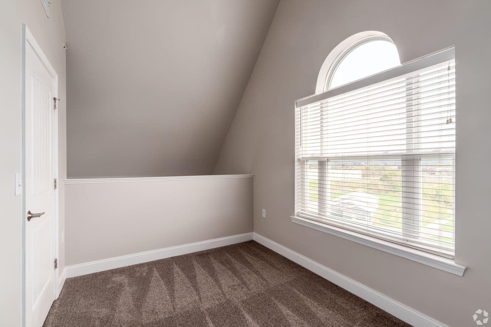 York Apartment: 200 5th Avenue