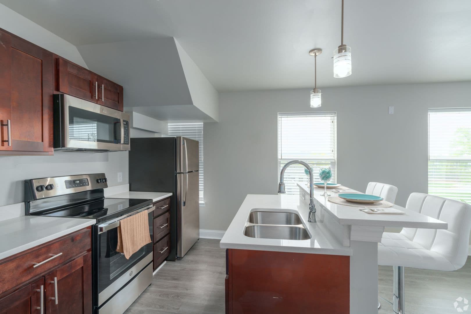 York Apartment: 200 5th Avenue