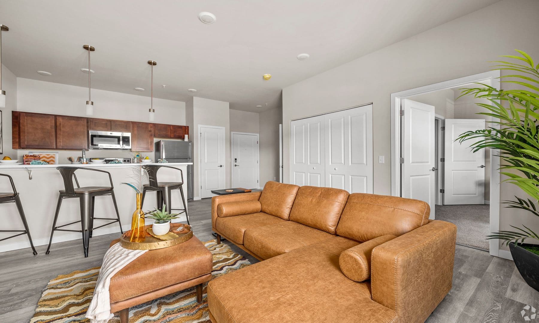 Carlisle Apartment: 5 Northside Village Lane