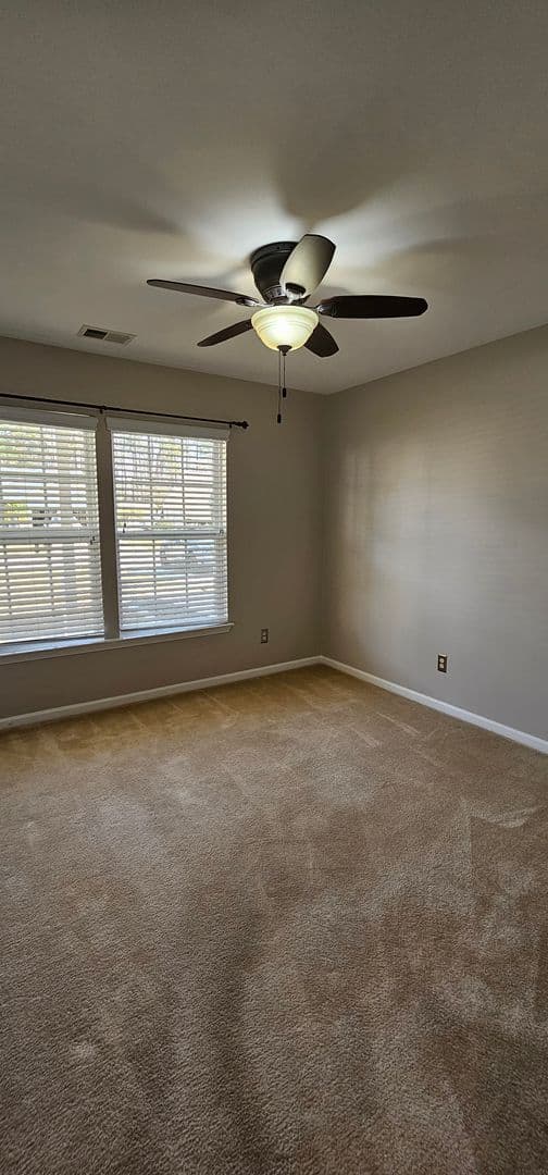 Longs House: 1593 Langley Drive