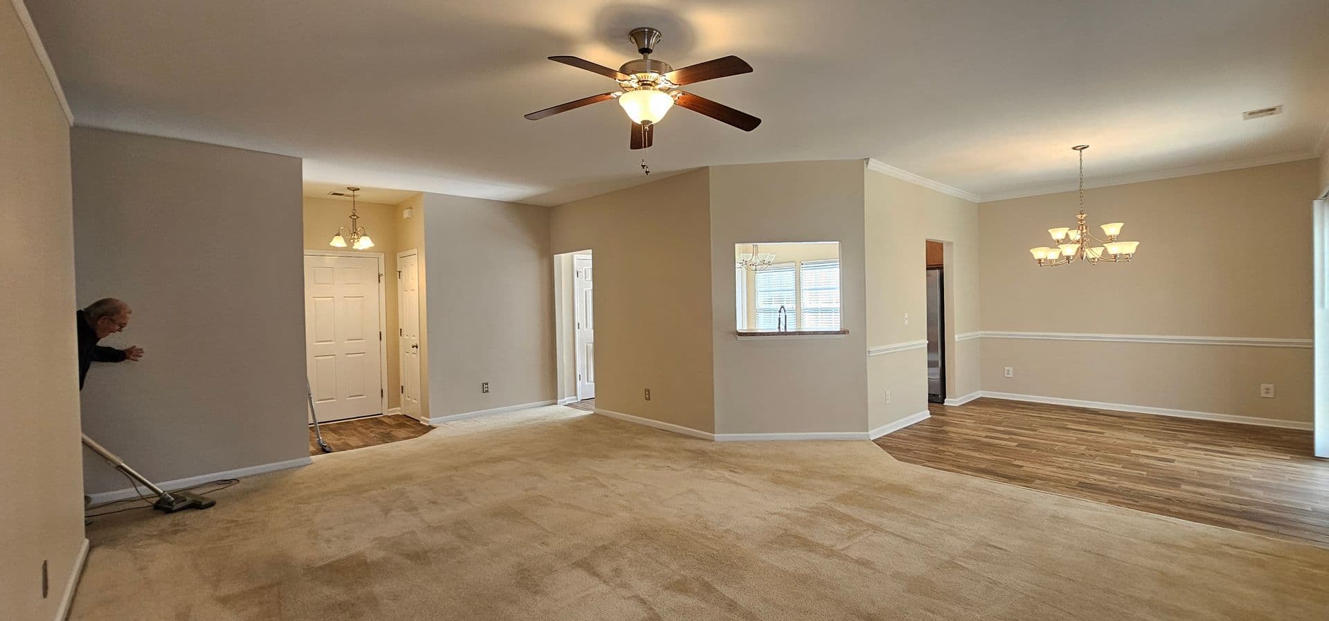 Longs House: 1593 Langley Drive