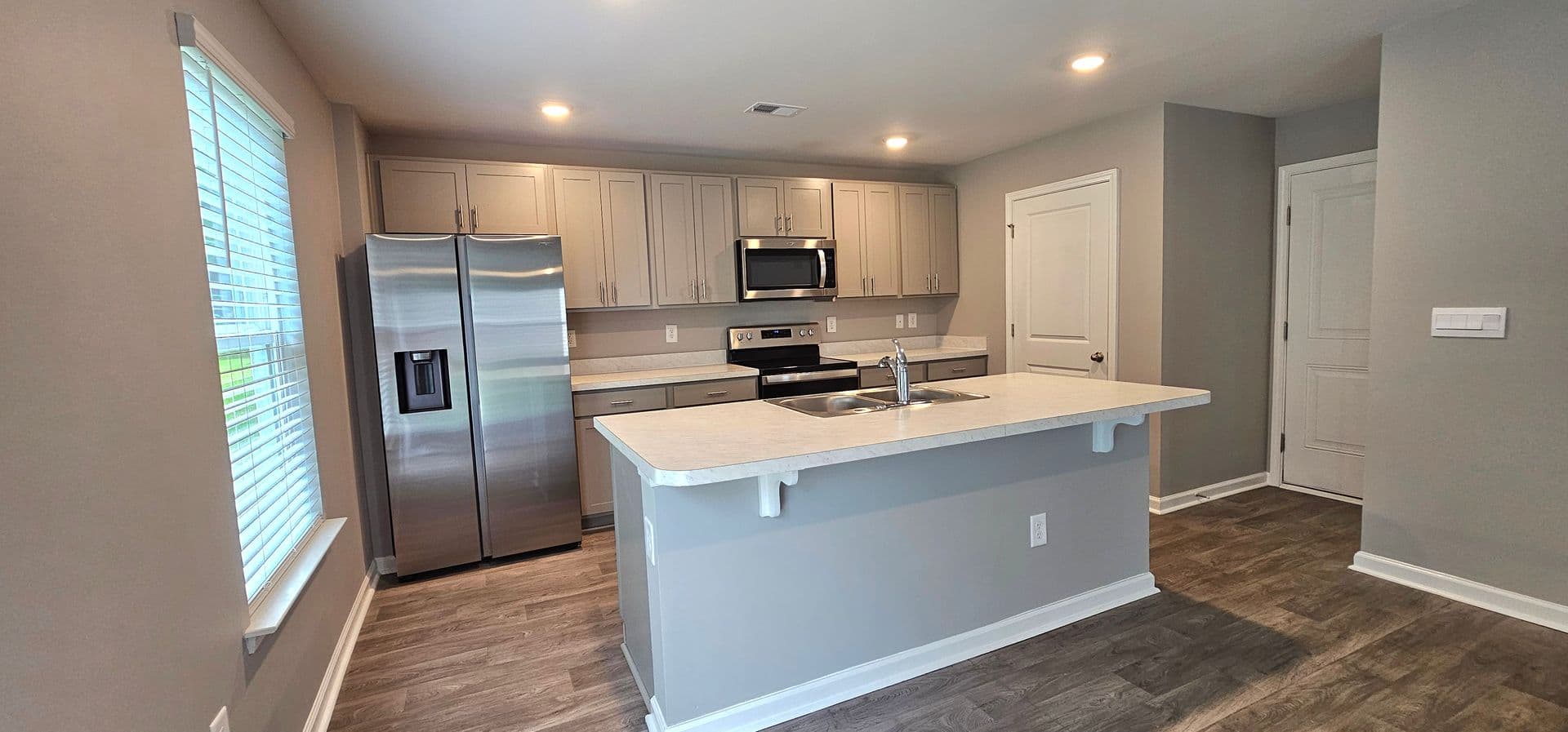 Longs House: 621 Talisman Trail