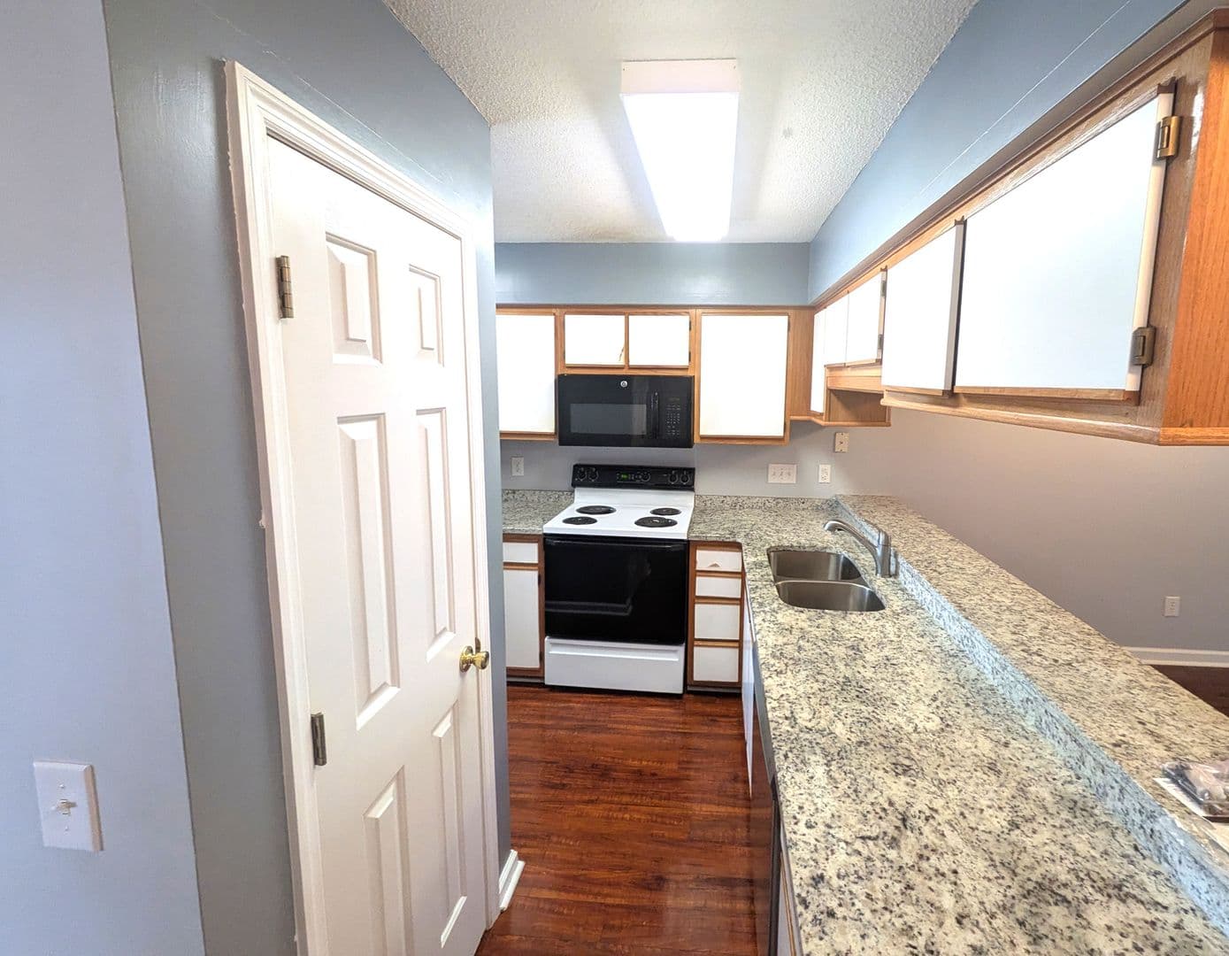 Myrtle Beach Condo: 4930 Windsor Green Way #302