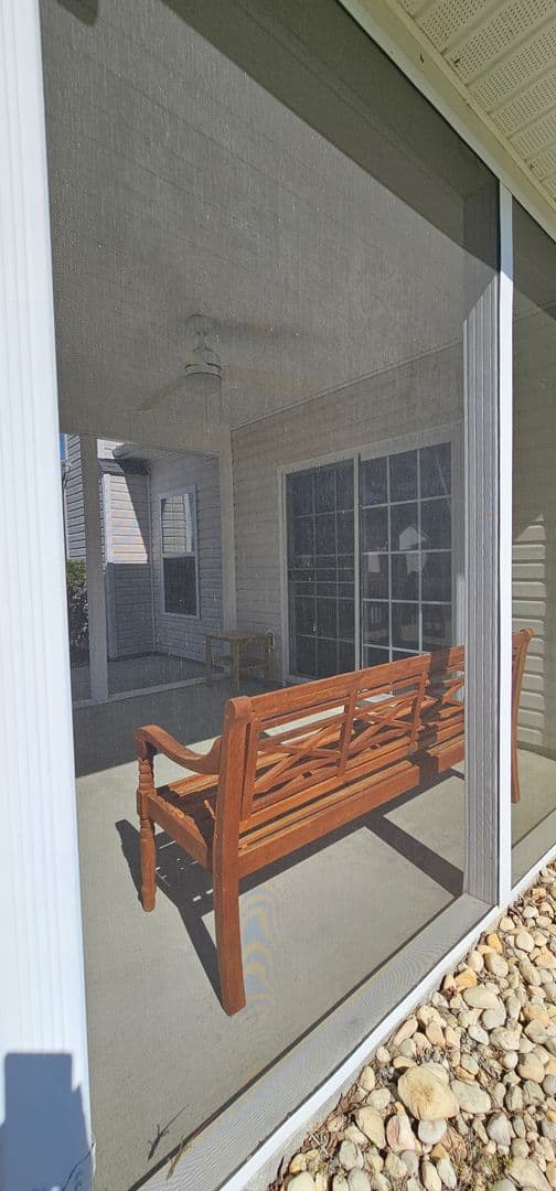 Longs House: 1593 Langley Drive
