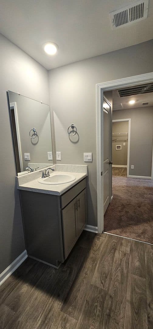 Longs House: 621 Talisman Trail