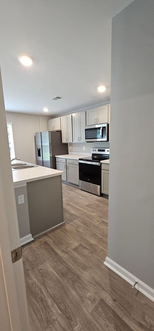 Longs House: 621 Talisman Trail