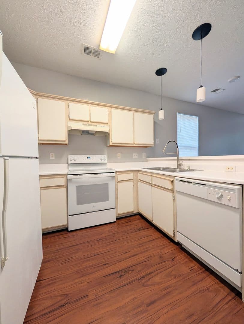 Myrtle Beach House: 484 River Oaks Drive 62 E