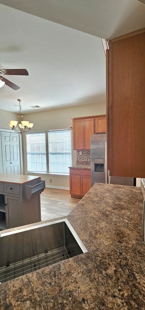 Longs House: 1593 Langley Drive