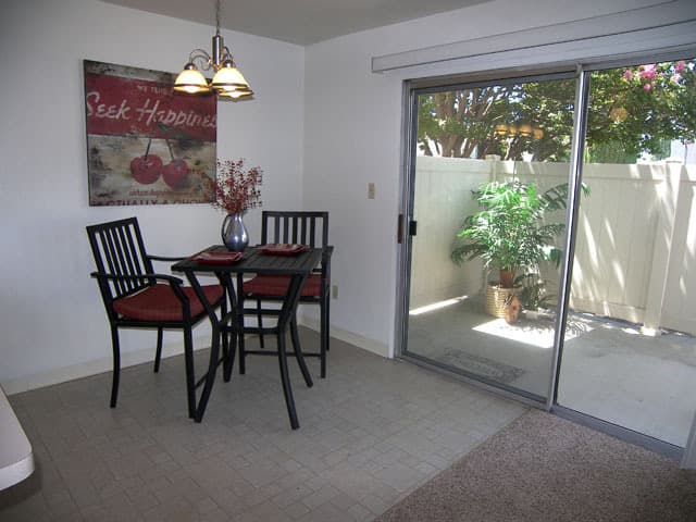 Bakersfield Apartment: Casa Real Apartments