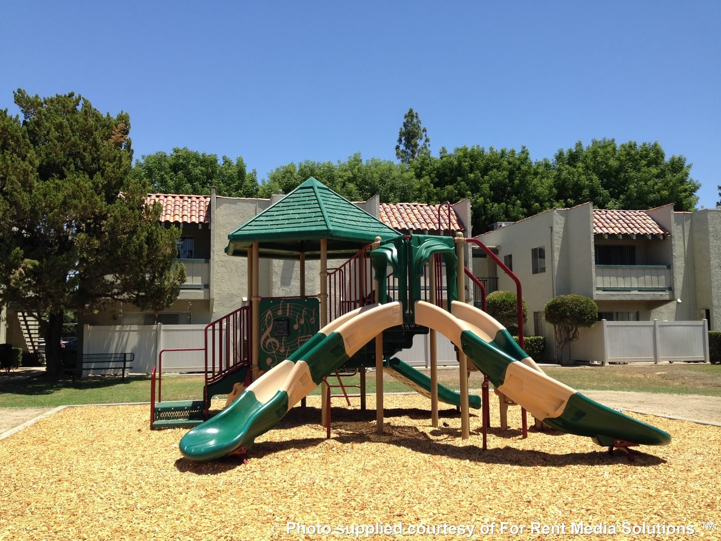 Bakersfield Apartment: Casa Real Apartments