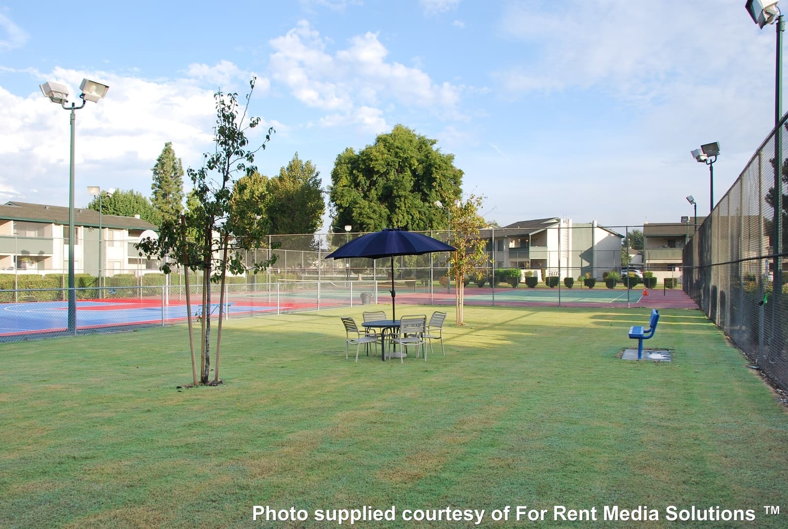 Bakersfield Apartment: 3401 WIBLE