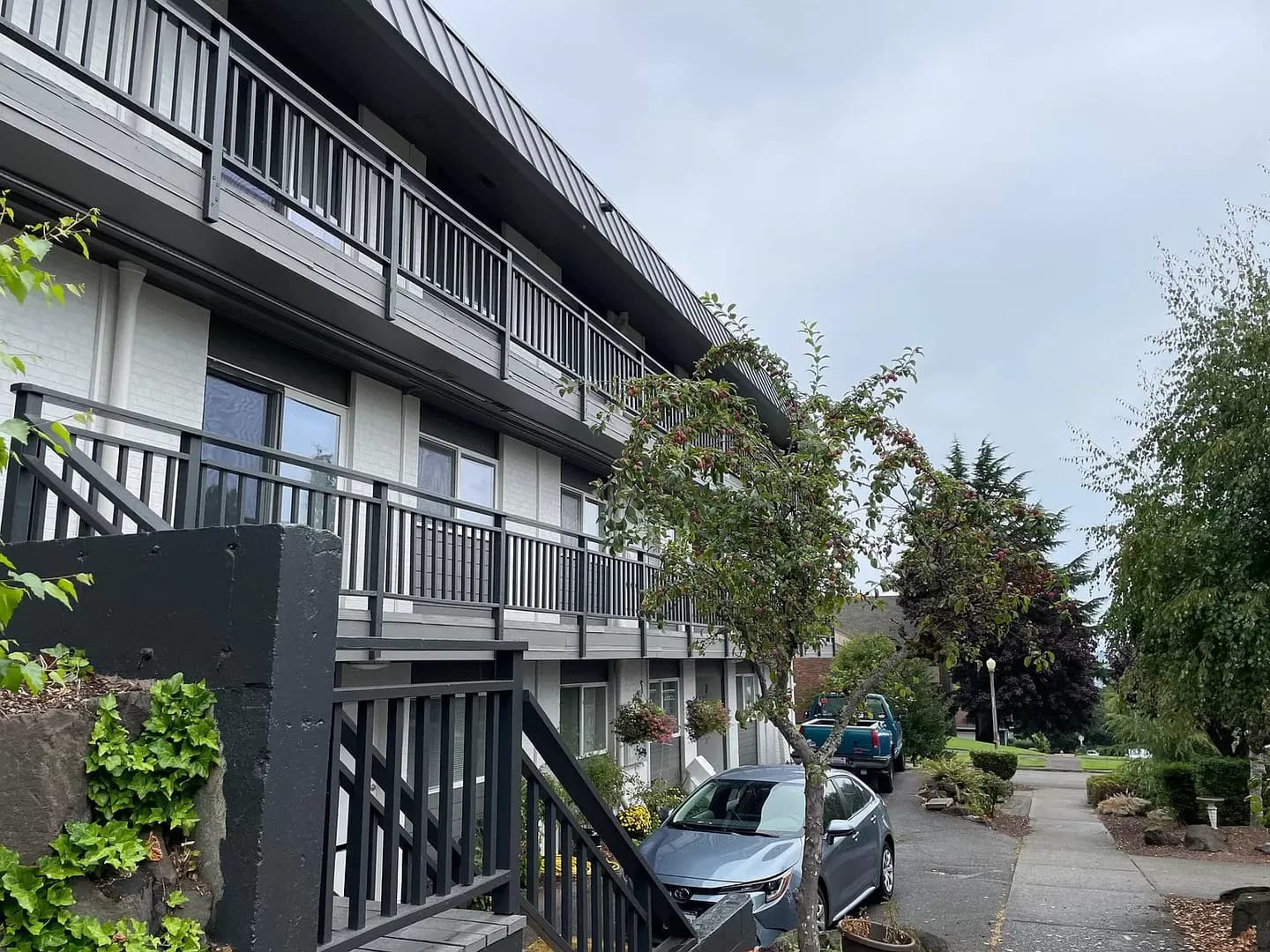 Tacoma Apartment: 1002 N J St - 7