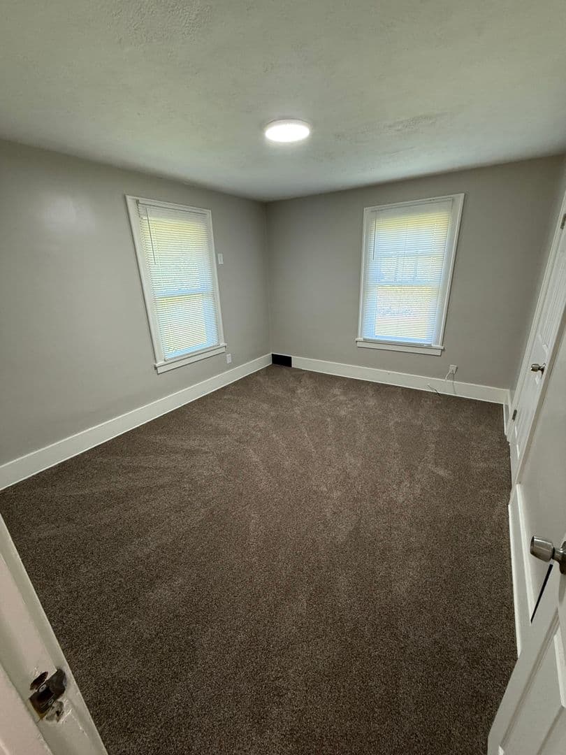 Youngstown House: 422 Norwood Ave.