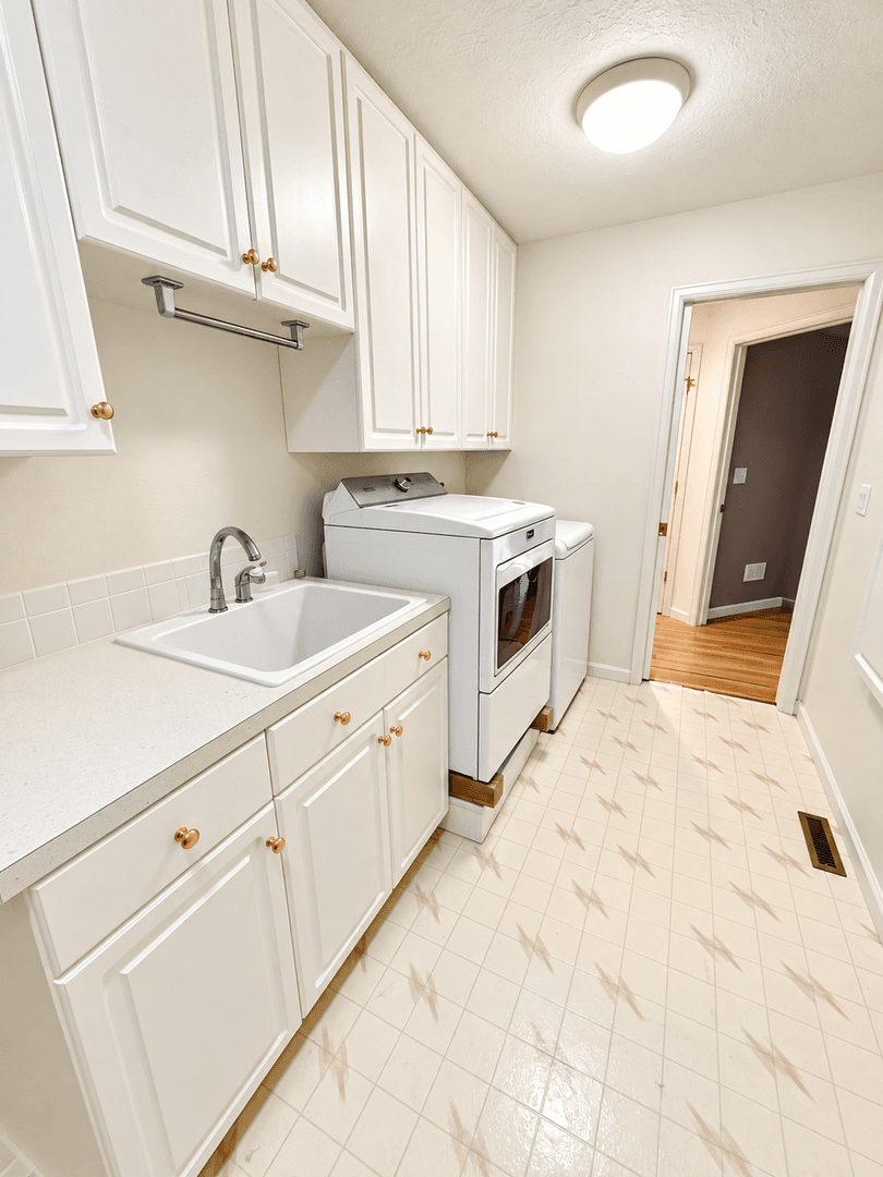 Fort Collins House: 1032 Linden Gate Ct