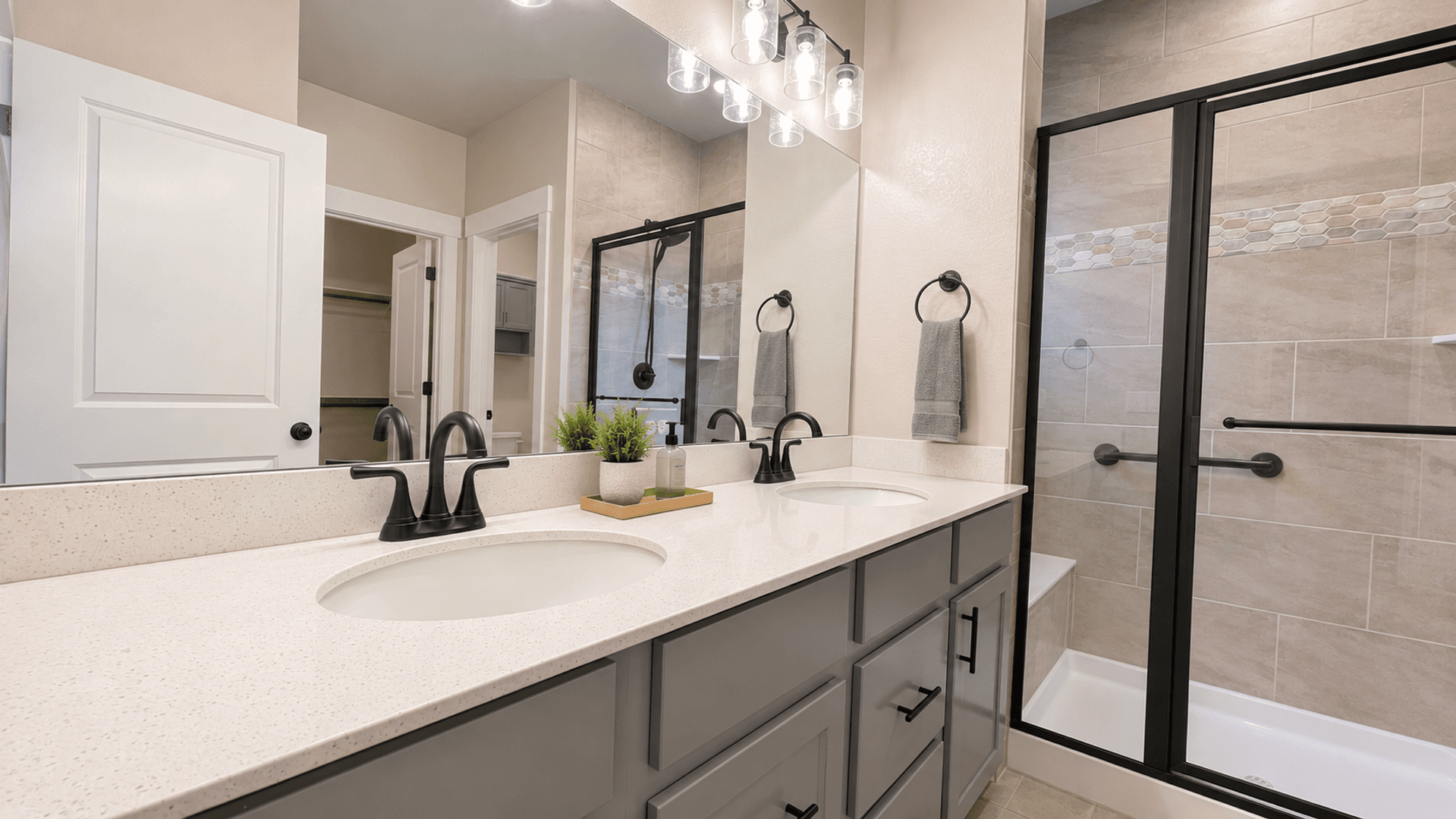 Windsor House: 6249 Vernazza Way #3