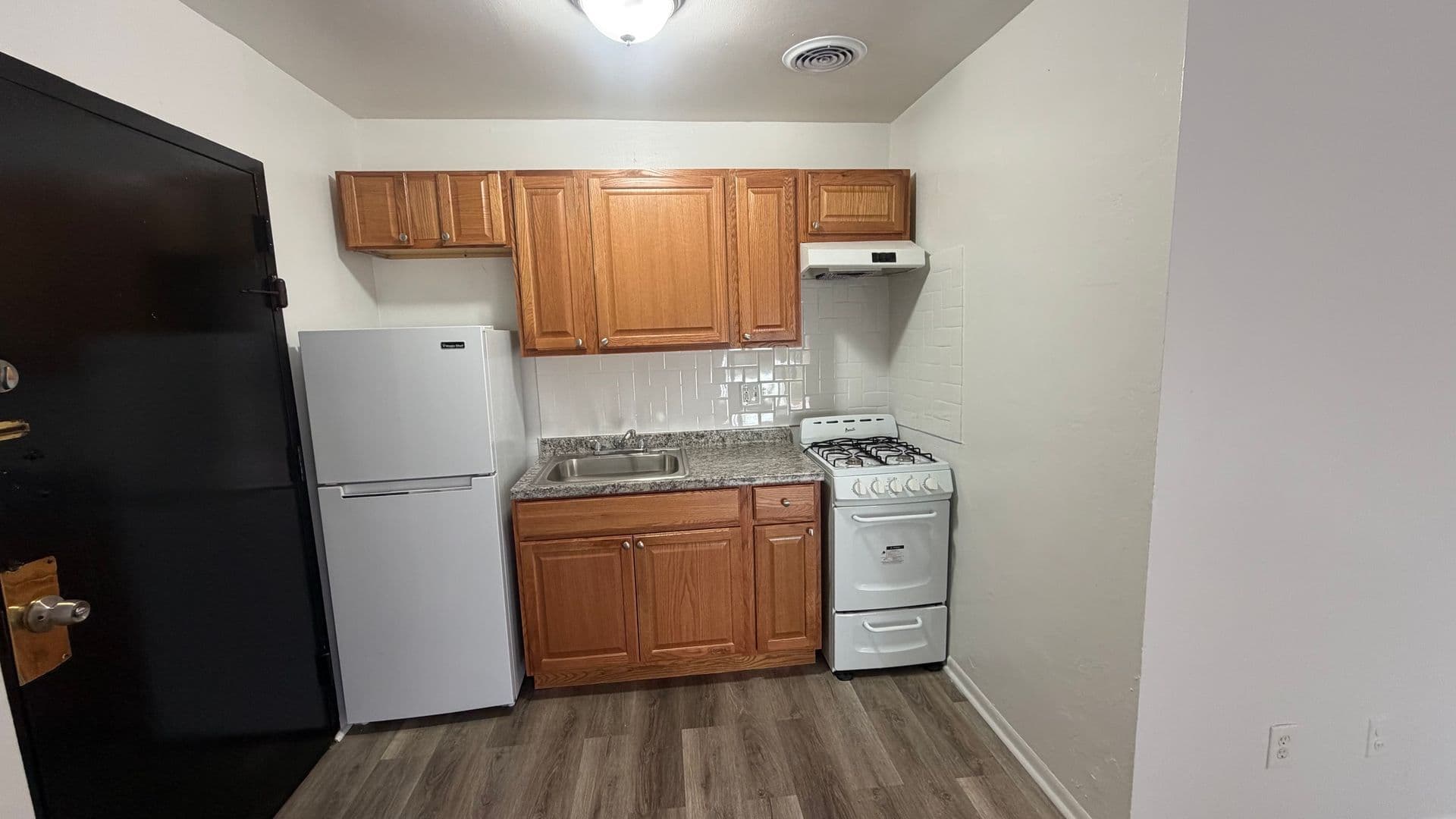 Irvington Apartment: 336-342 Stuyvesant Ave