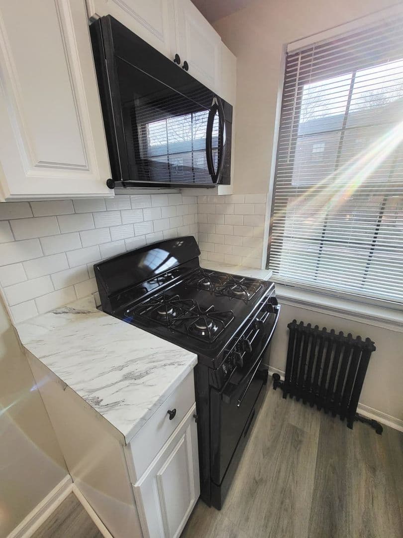 Camden Apartment: 3255 Crescent Drive