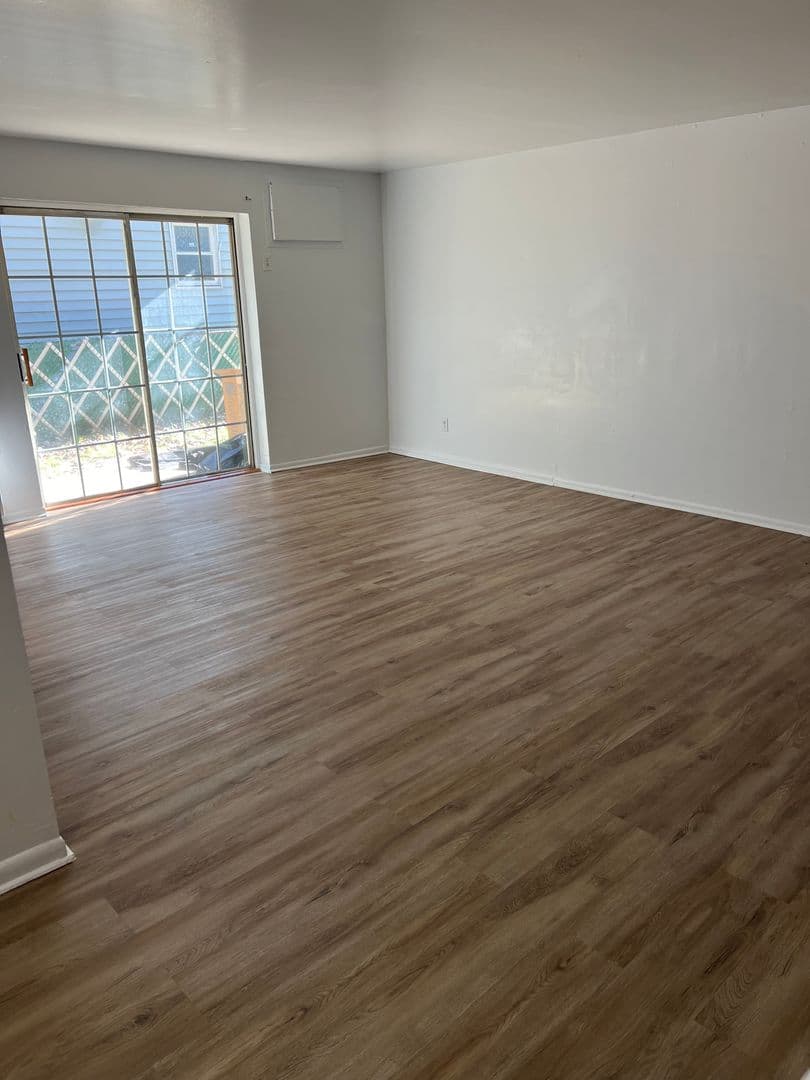 Irvington Apartment: 336-342 Stuyvesant Ave