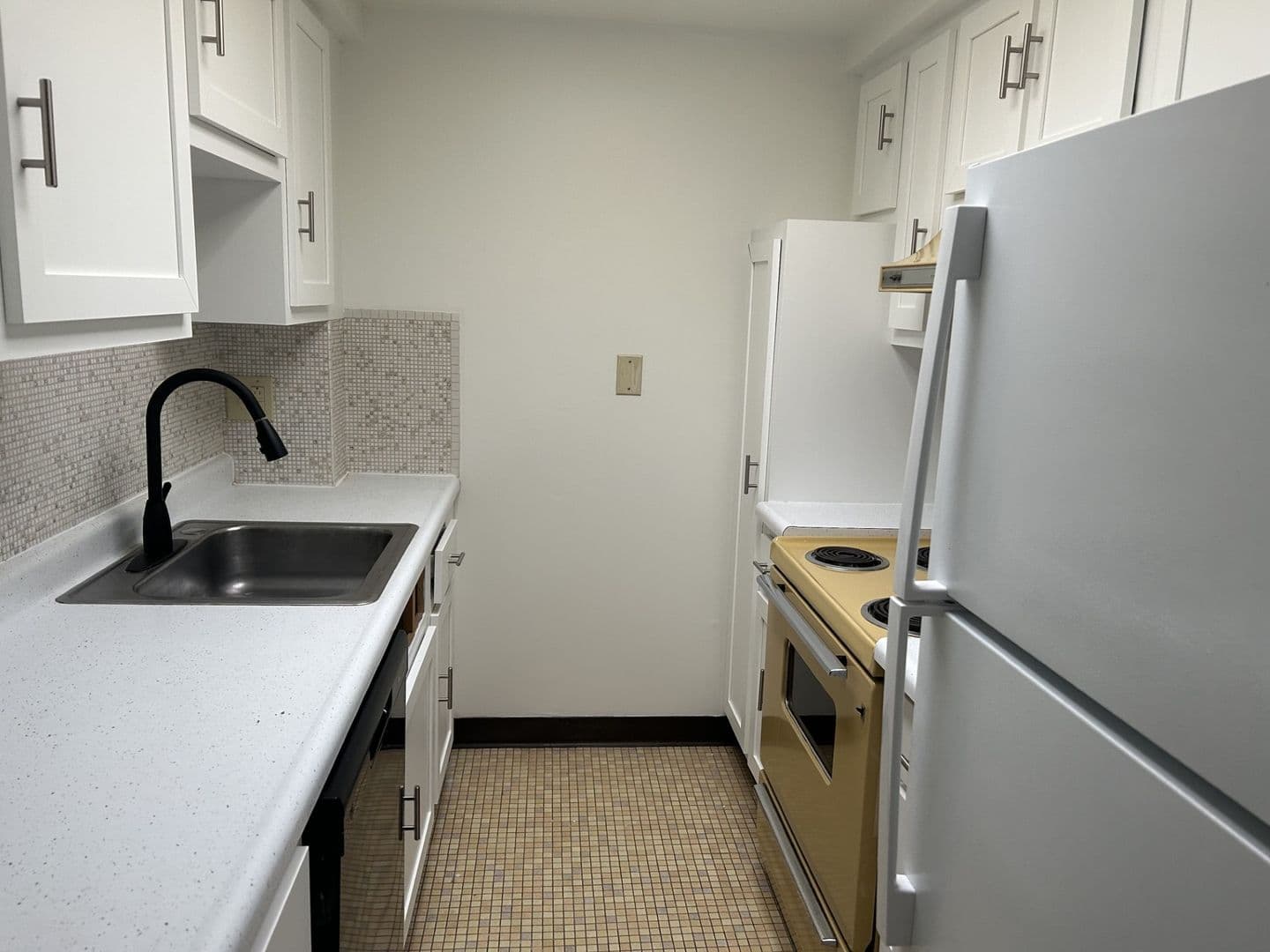 Pittsburgh Apartment: 220 S Negley Ave.