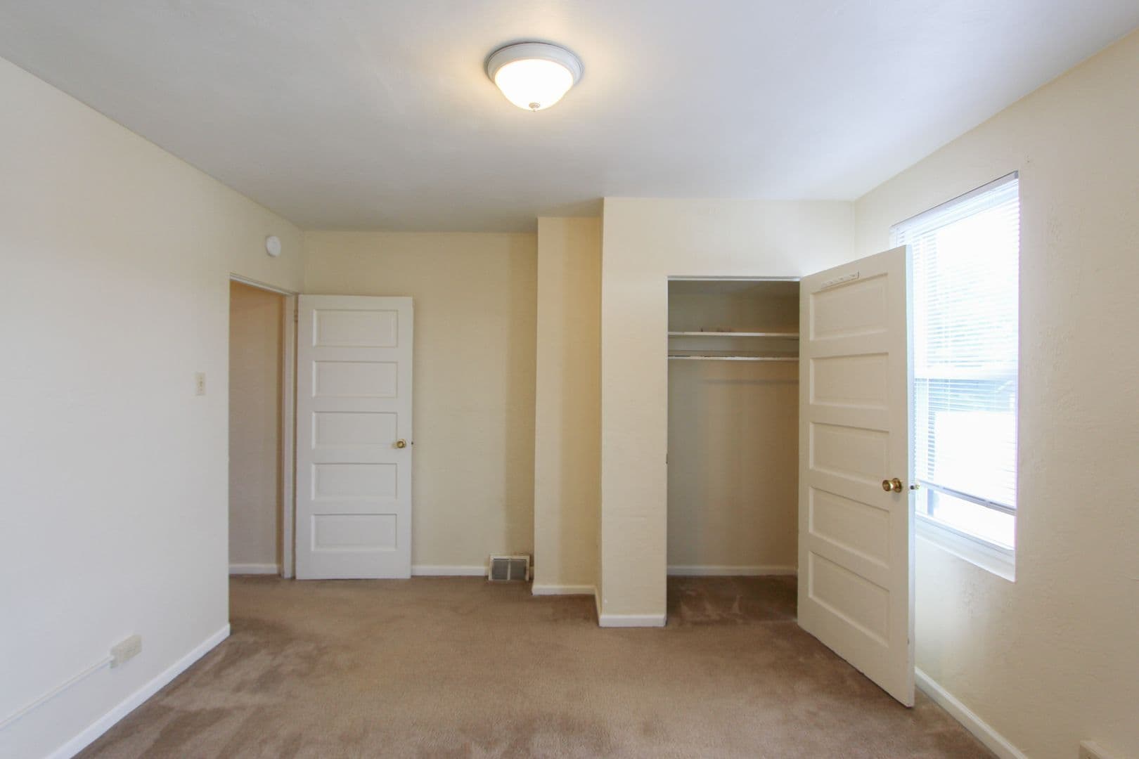 Edgewood Apartment: 313 Whipple Street