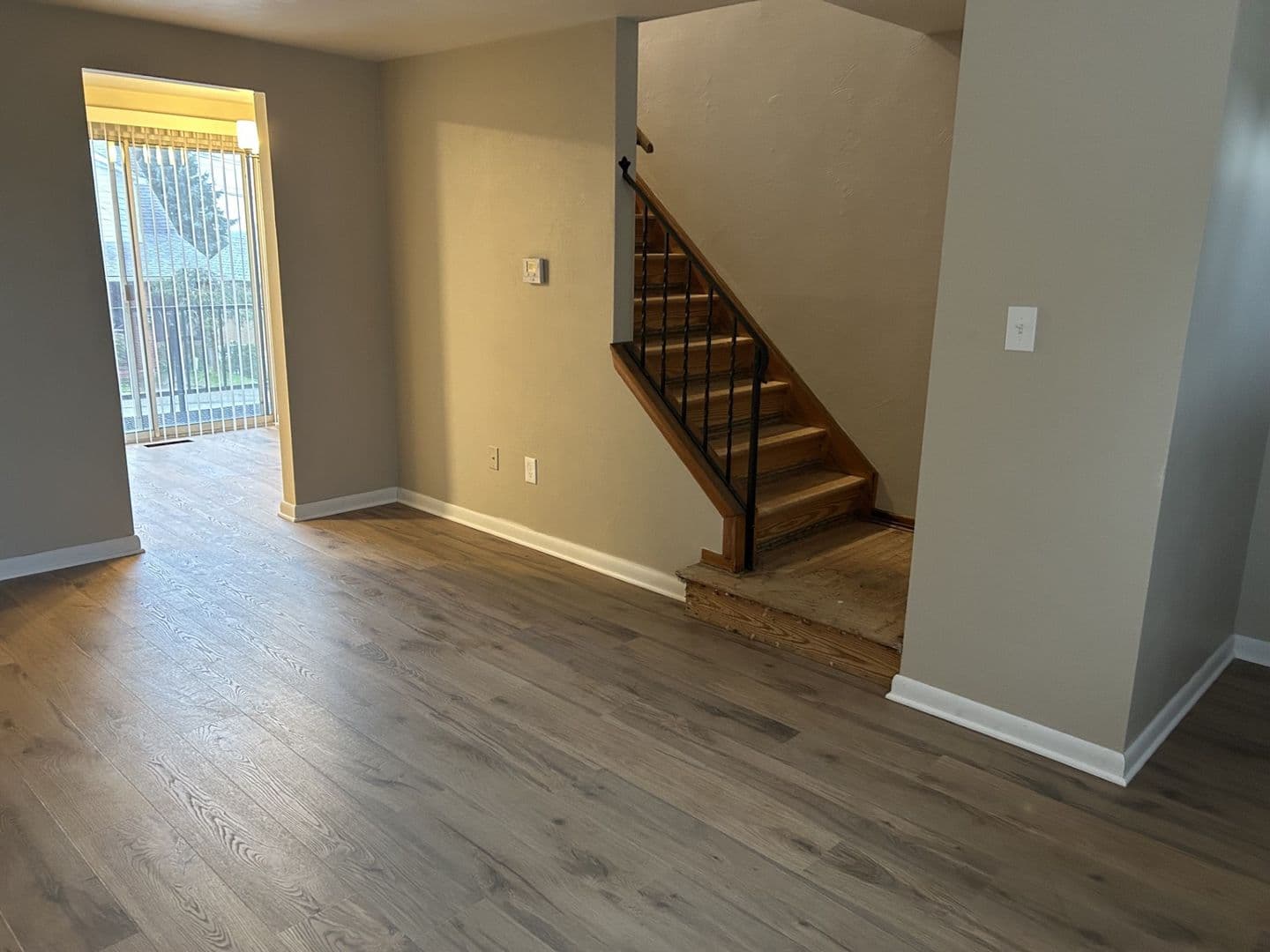 Swissvale Apartment: 7801 Lloyd Avenue