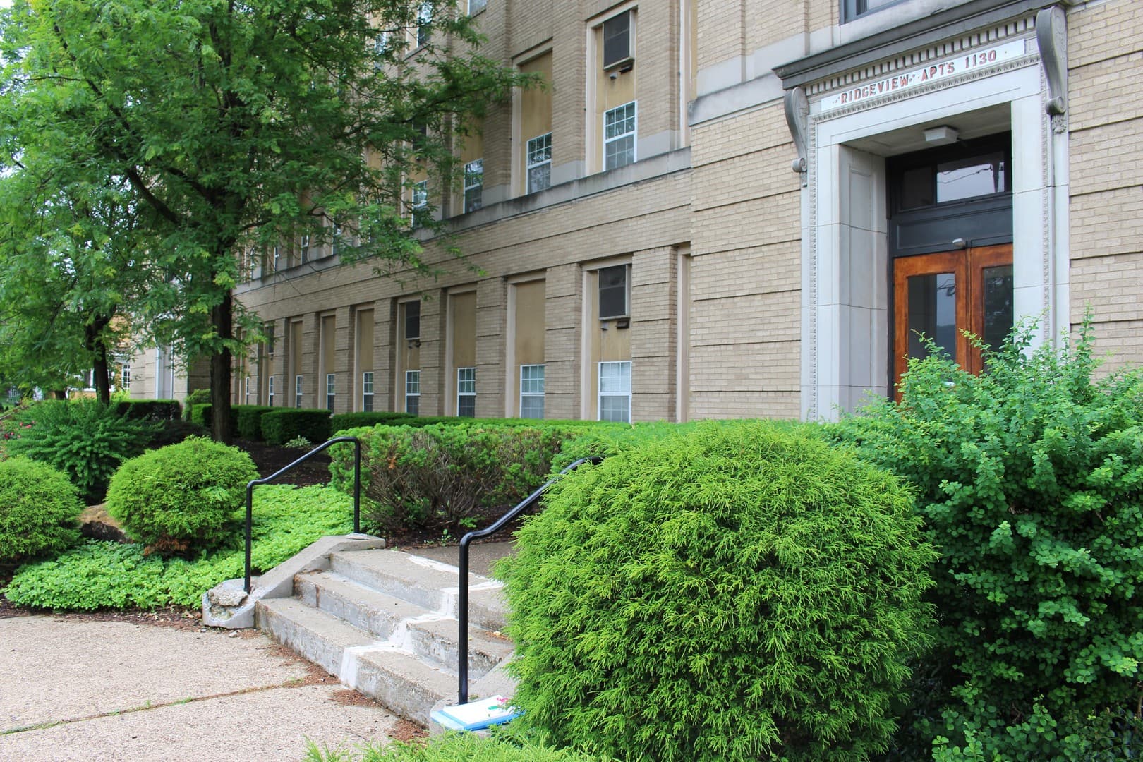 Coraopolis Apartment: 1130 Ridge Avenue