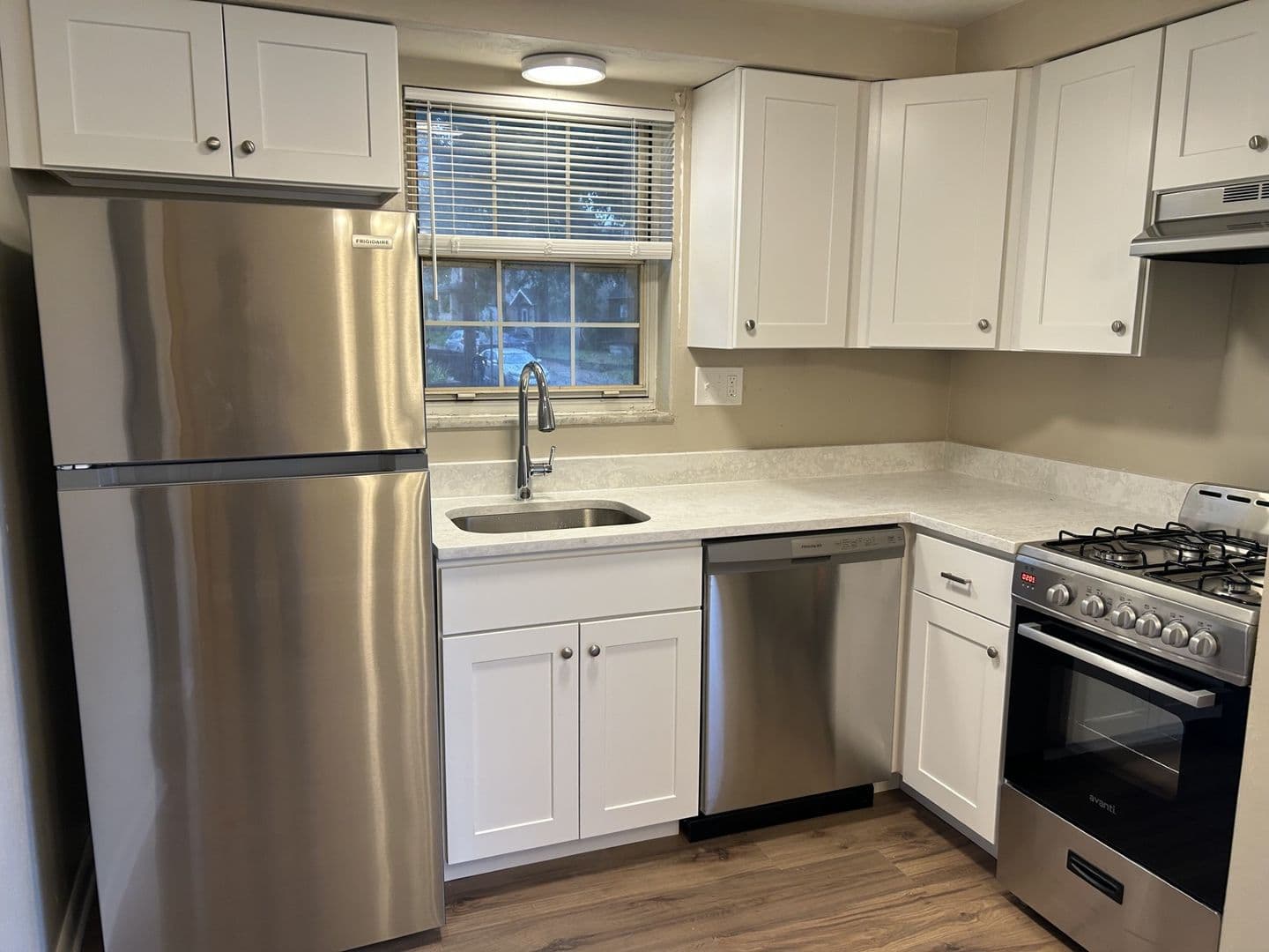 Swissvale Apartment: 7801 Lloyd Avenue
