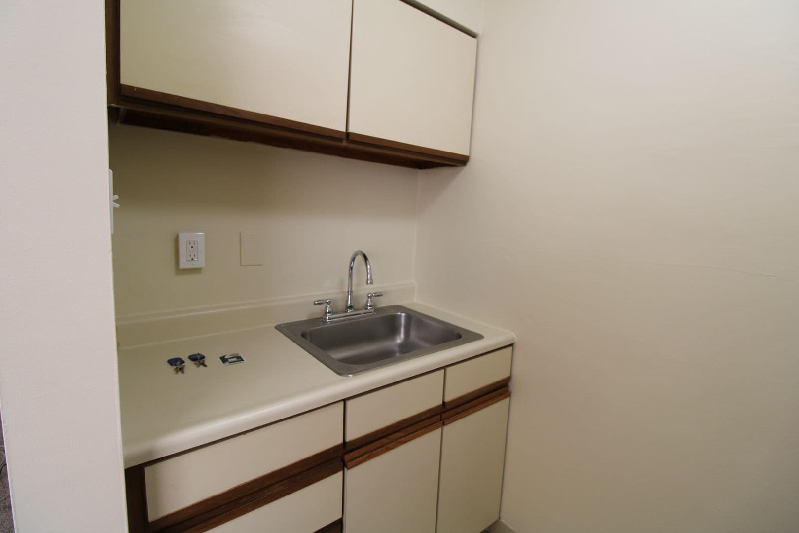 Sewickley Apartment: 320 Ohio River Boulevard