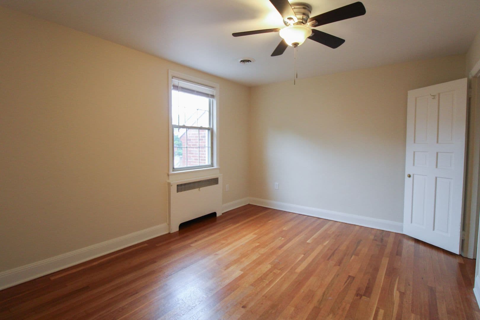 Crafton Apartment: 101 S Linwood Ave.