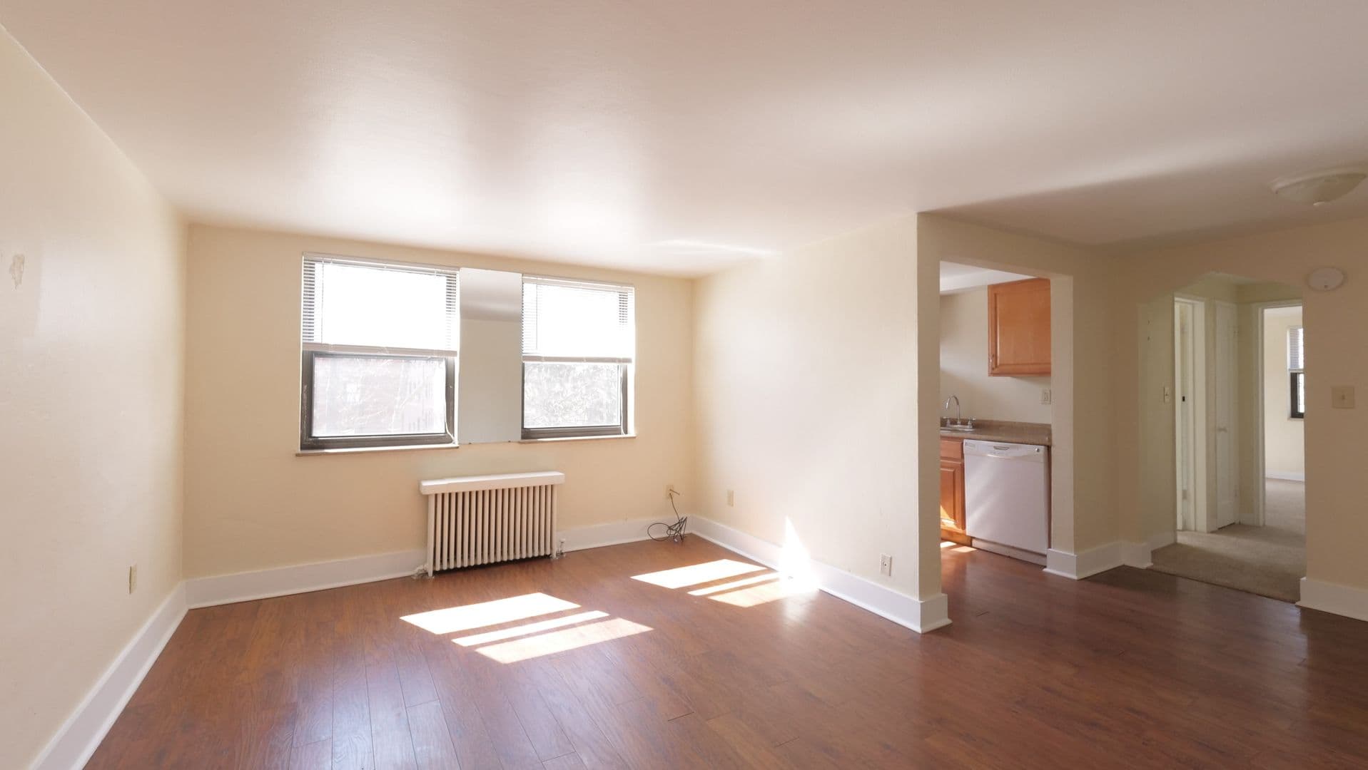 Mt. Lebanon Apartment: 29 Cedar Boulevard