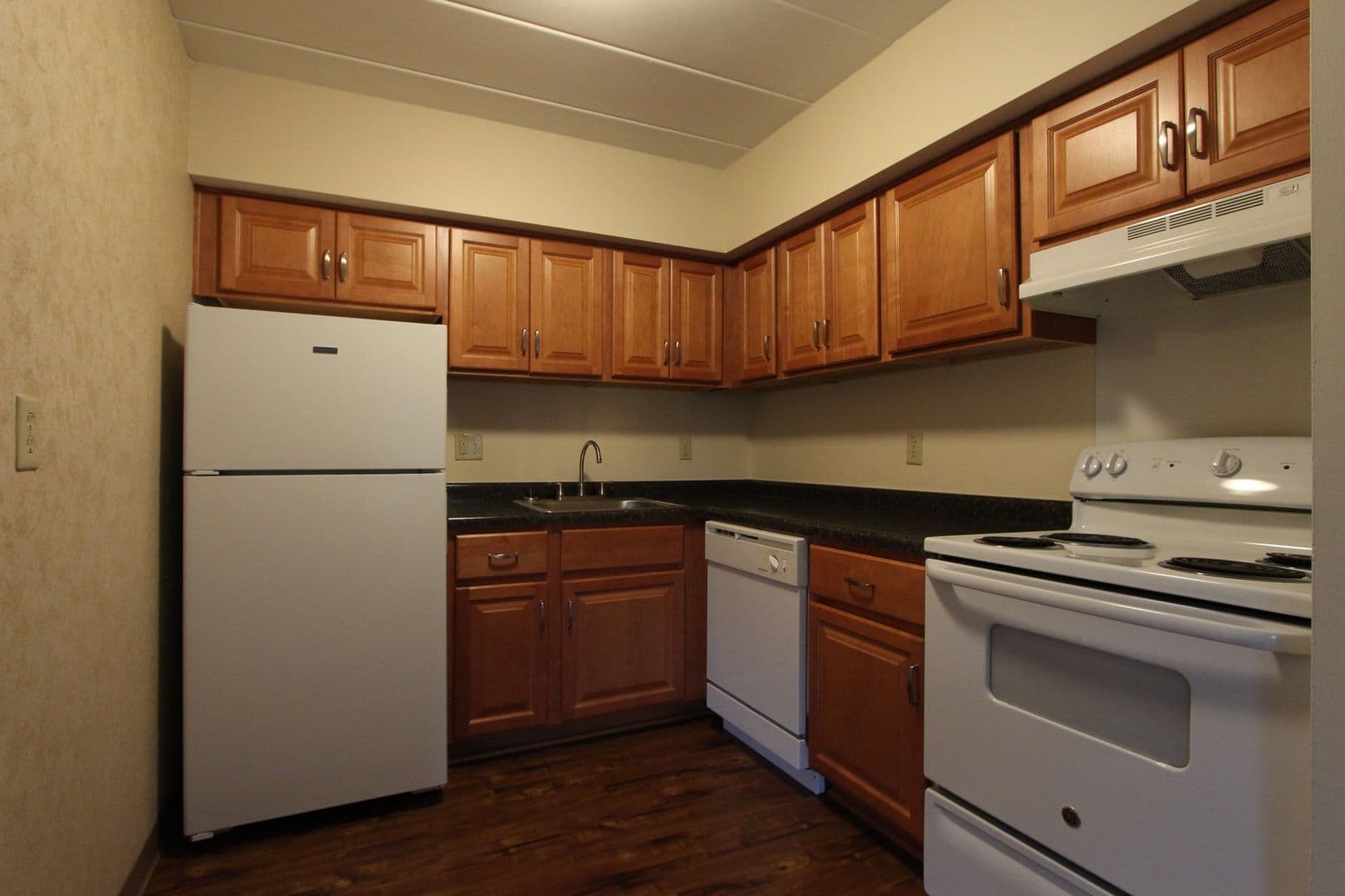 Moon Township Apartment: 1000 Kris Drive
