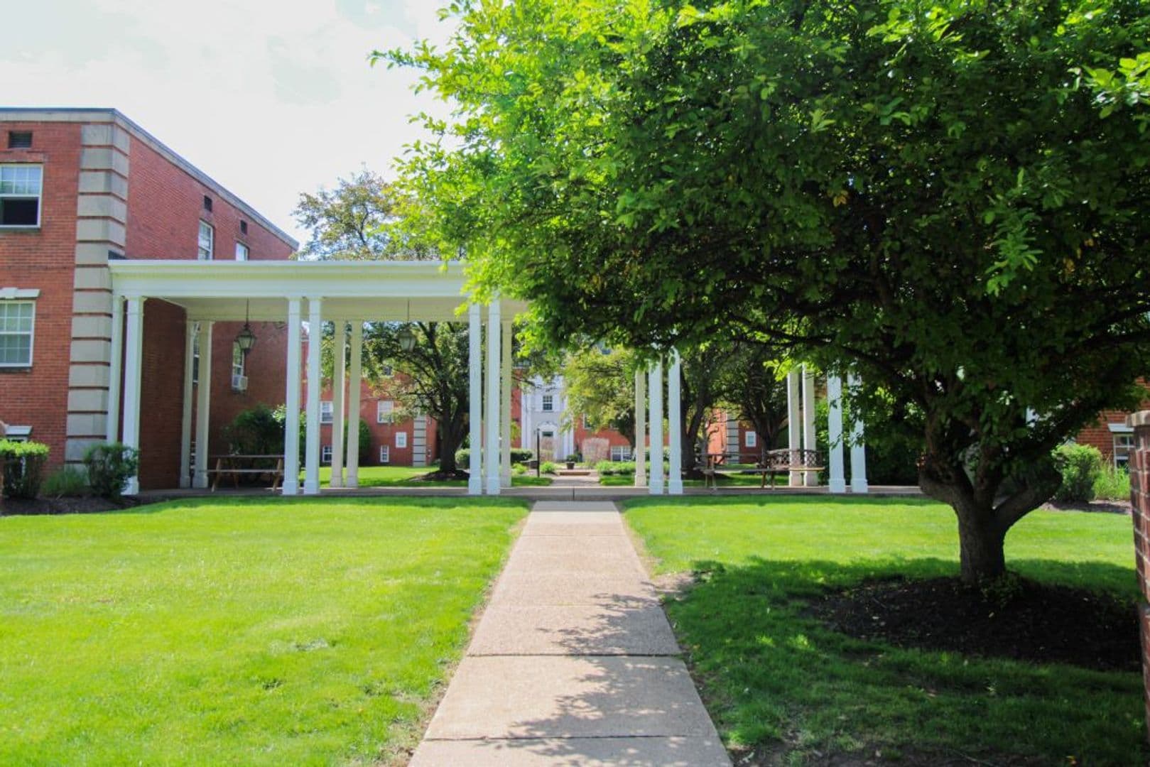 Sewickley Apartment: 320 Ohio River Boulevard