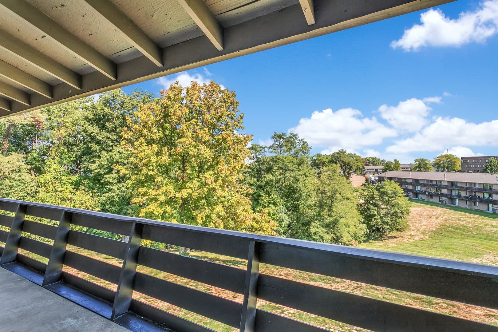 Moon Township Apartment: 700 Lee Drive