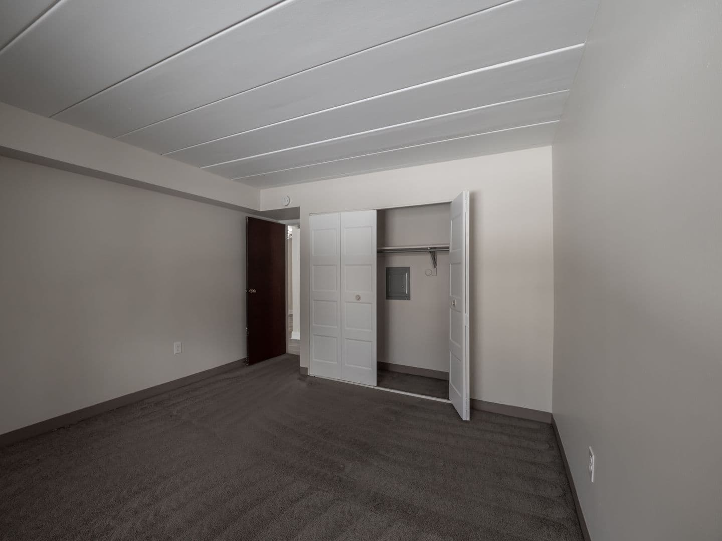 Moon Township Apartment: 700 Lee Drive