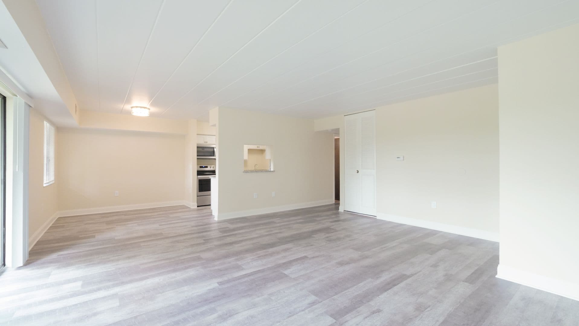 Moon Township Apartment: 700 Lee Drive