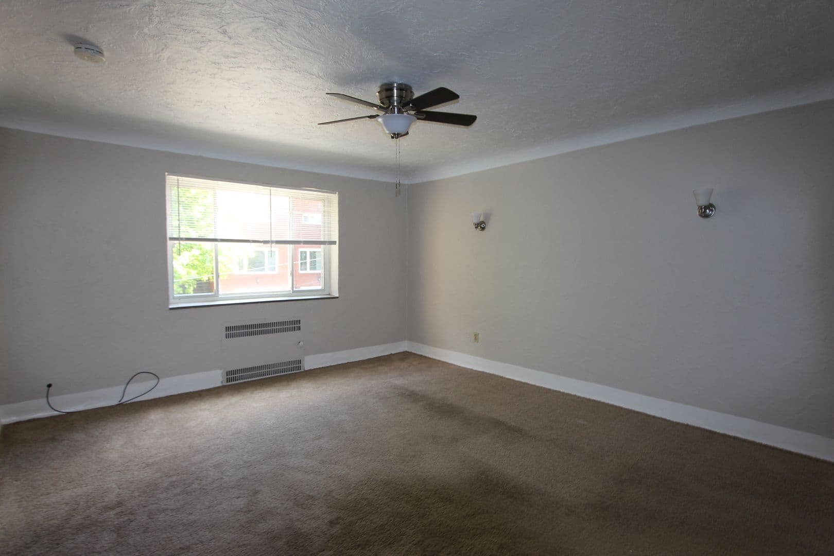 Pittsburgh Apartment: 208 McCully St