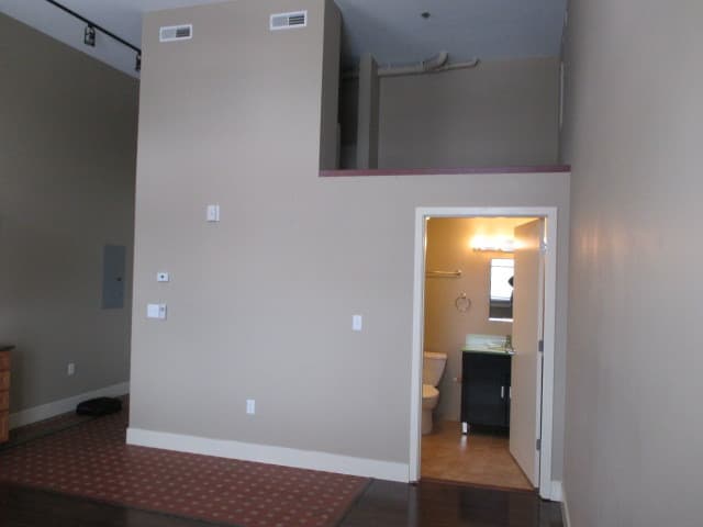 Pittsburgh Apartment: 1800 Fifth Avenue