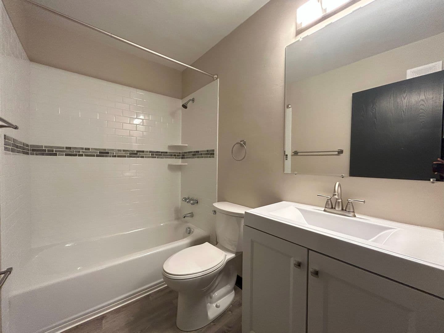 Pittsburgh Apartment: 515-519 Rebecca Ave.