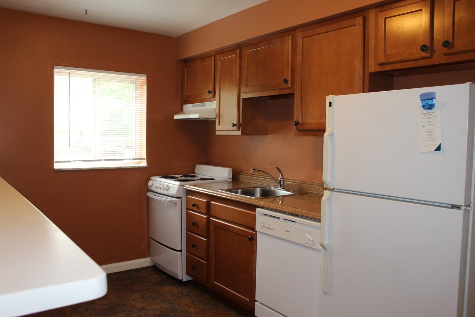 Edgewood Apartment: 111 Oakview Avenue