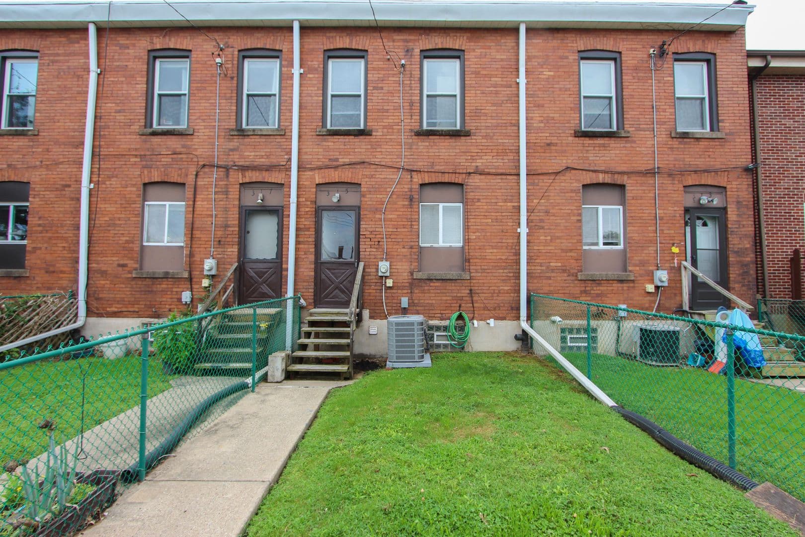 Edgewood Apartment: 313 Whipple Street
