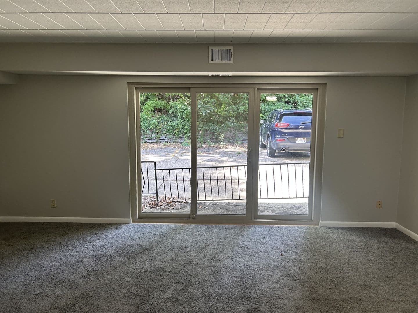 Pittsburgh Apartment: 220 S Negley Ave.