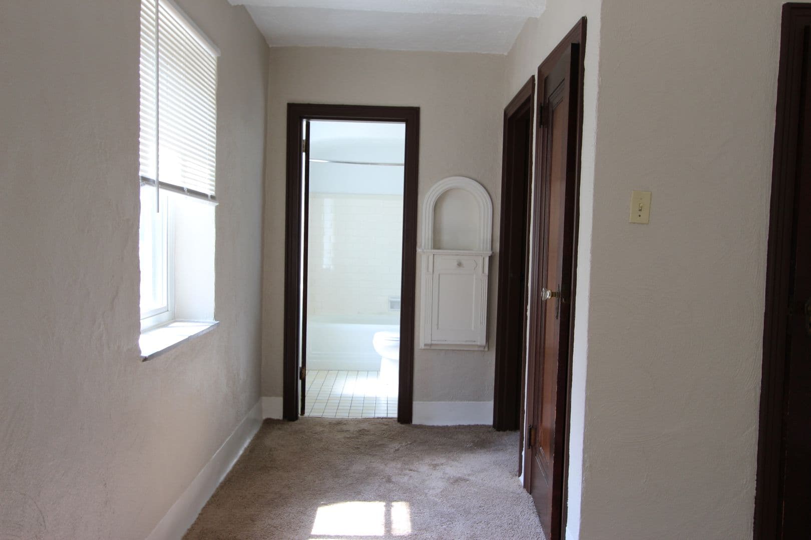 Pittsburgh Apartment: 208 McCully St