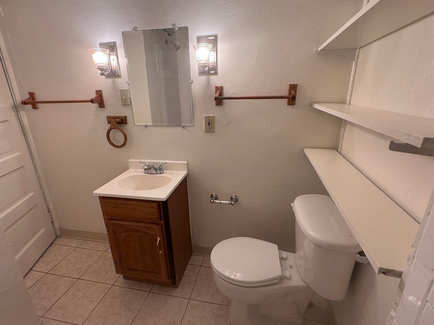 Edgewood Apartment: 313 Whipple Street