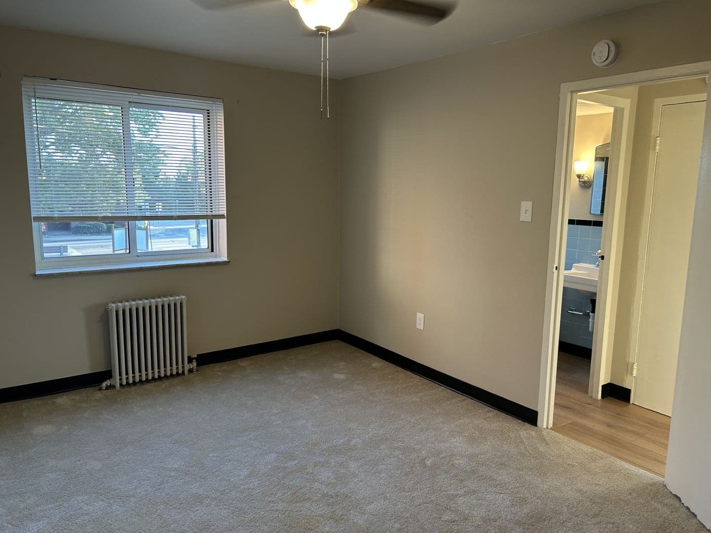 Wilkinsburg Apartment: 1010 W. Findley Dr.