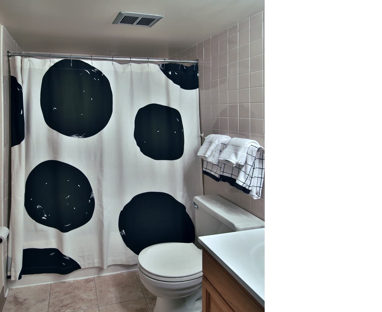 Moon Township Apartment: 700 Lee Drive