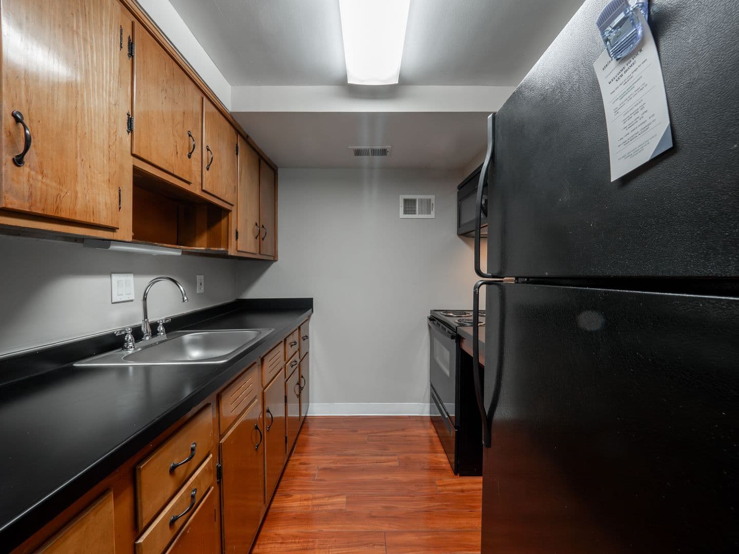 Pittsburgh Apartment: 418 Whitney Avenue