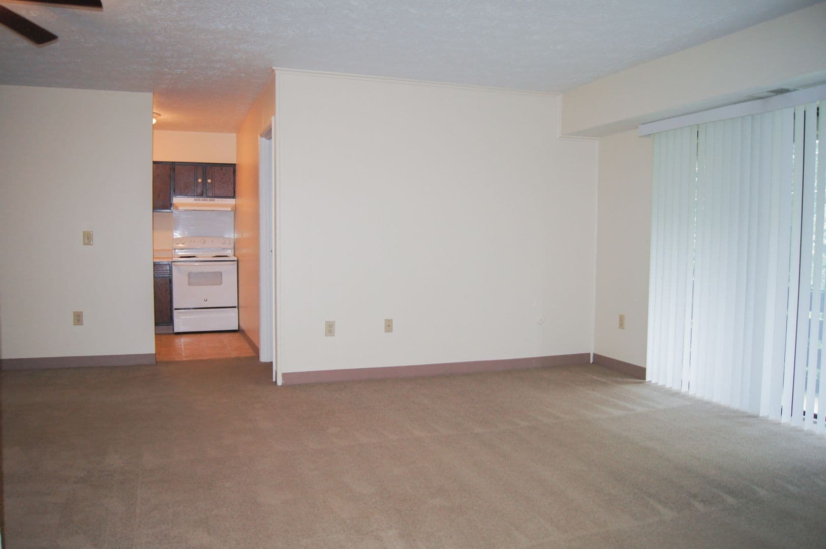 Moon Township Apartment: 700 Lee Drive