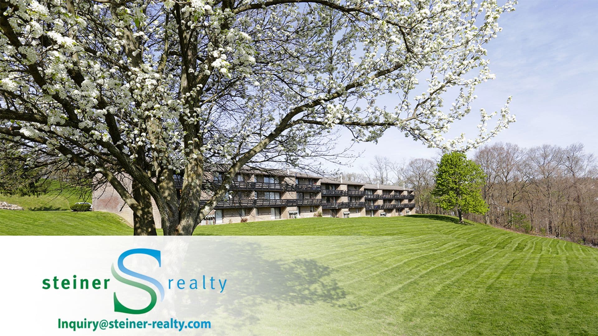 Moon Township Apartment: 1000 Kris Drive
