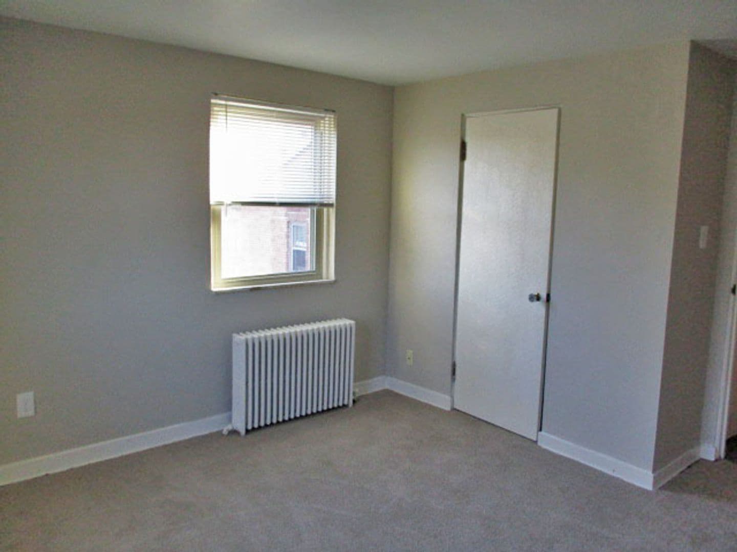 Brentwood Apartment: 3848 Brownsville Road