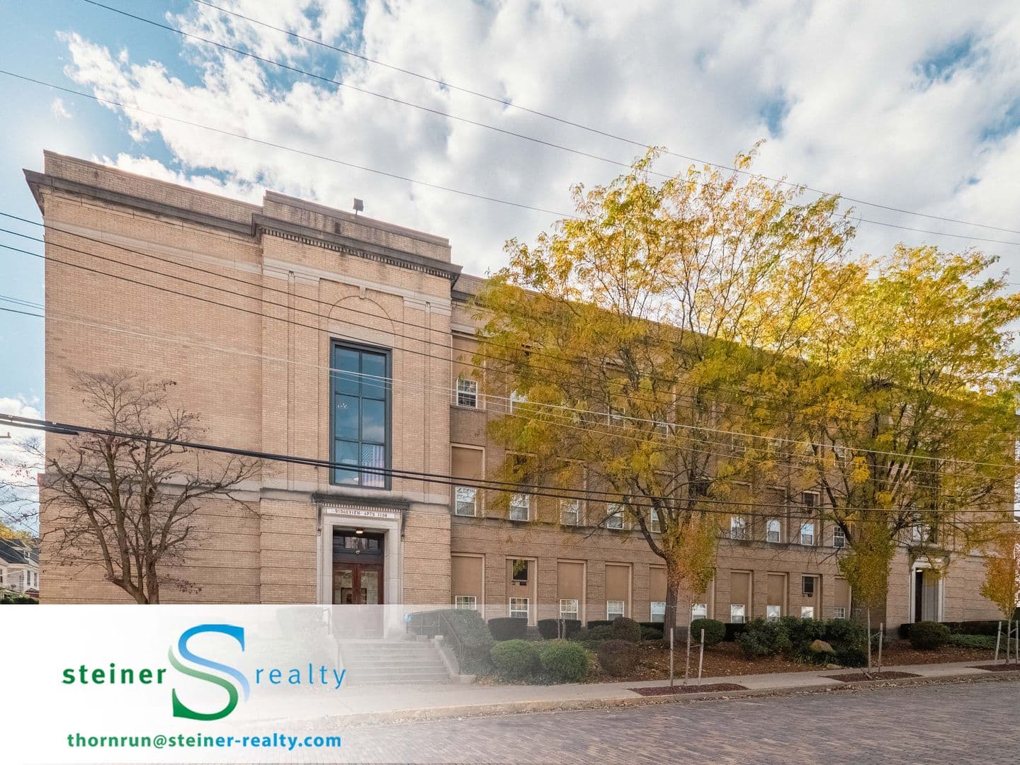 Coraopolis Apartment: 1130 Ridge Avenue